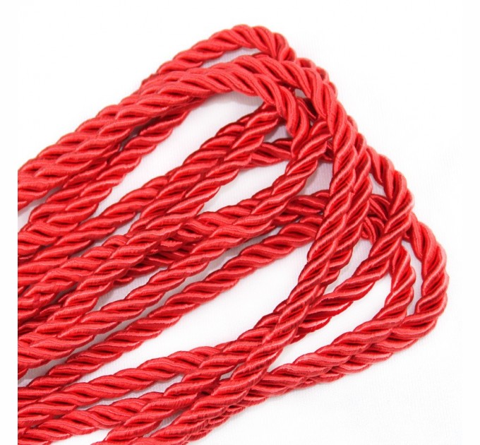 Веревка для связывания Bdsm4u красная шелковая Special Silk Rope 10 метров