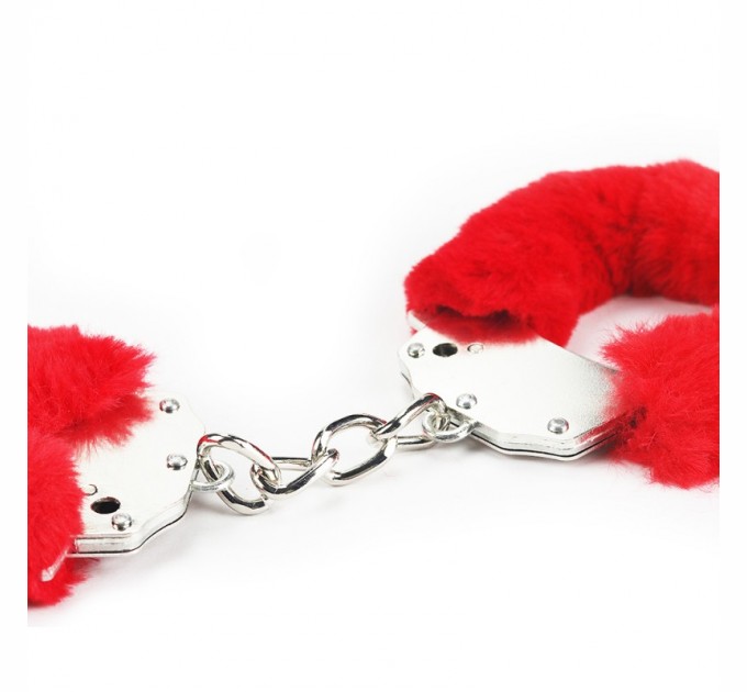 Металлические красные наручники с мехом Lovetoy Fetish Pleasure Fluffy Handcuffs